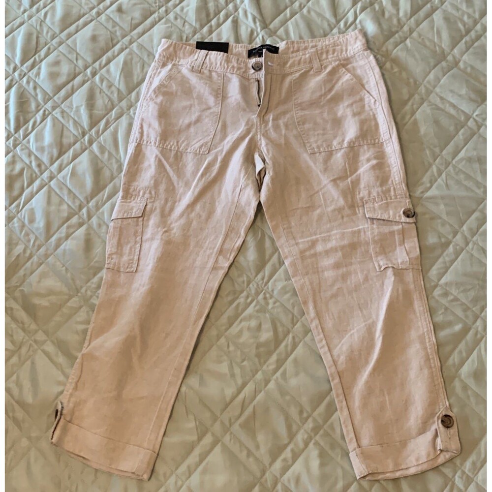 New! Banana Republic capri pants size 0P- Tan